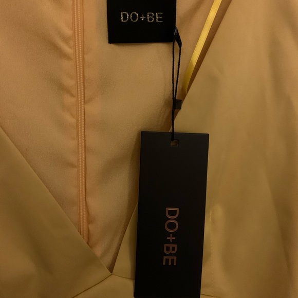 NWT DO+BE Yellow Puffer Sleeve Bodycon Mini Dress - Picture 4 of 4